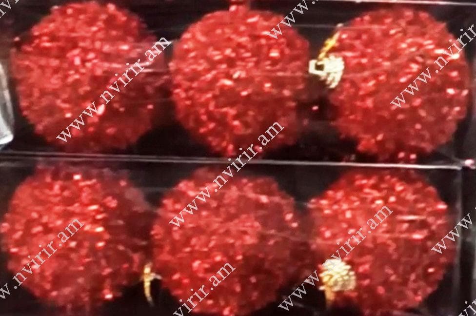 Տոնածառի խաղալիք (6 հատ 6 սմ)՝ Տոնածառի խաղալիքների հավաքածու